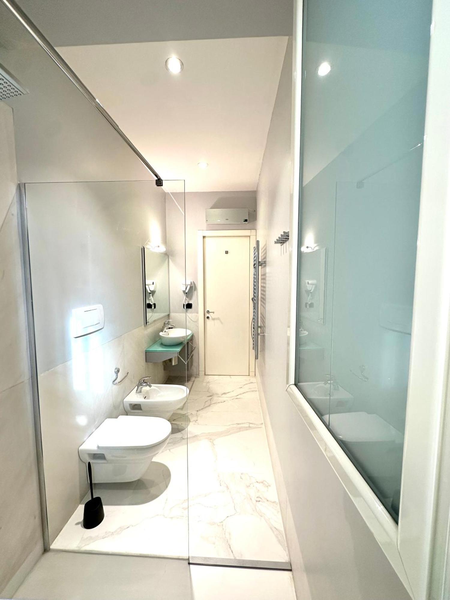 Villa Paola City Center , Luxury House In Town Centre Bari Exterior photo